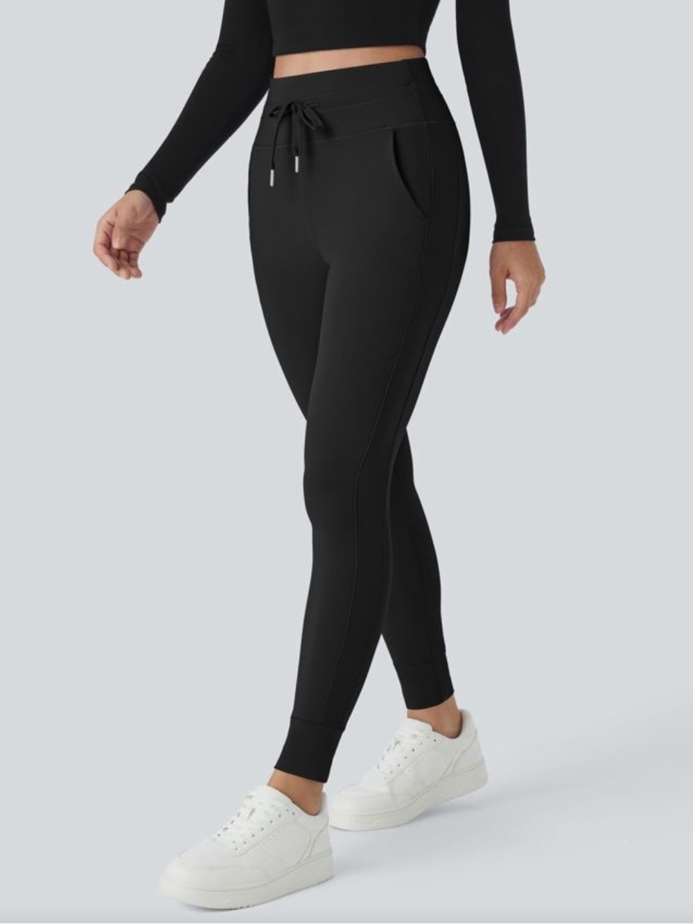 HALARA Women's Black Petite plush high waisted drawstring joggers